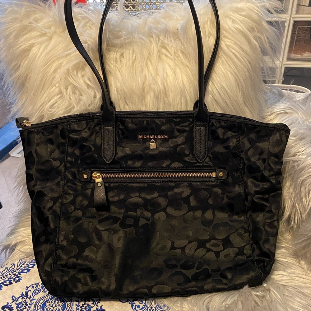 Michael Kors Tote